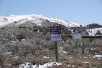 closure sign at trailhead