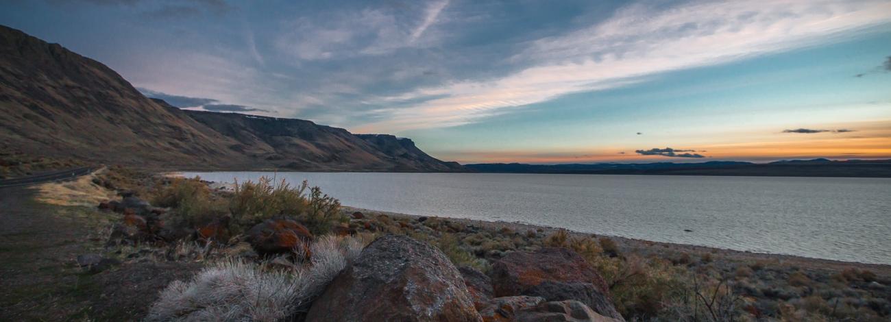 Lake Abert and Abert Rim