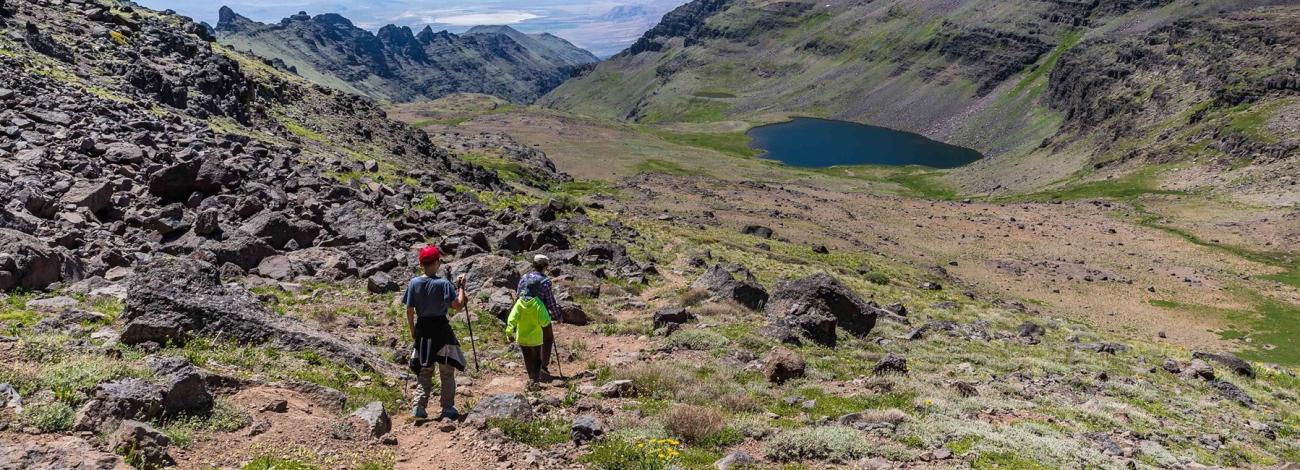 Middle section of the trail to Wildhorse Lake
